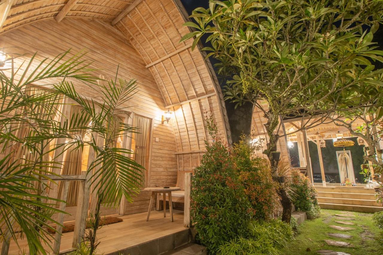 วนา ศานติ วิลลา บาย มัธวา Guest House Bringkit ภายนอก รูปภาพ