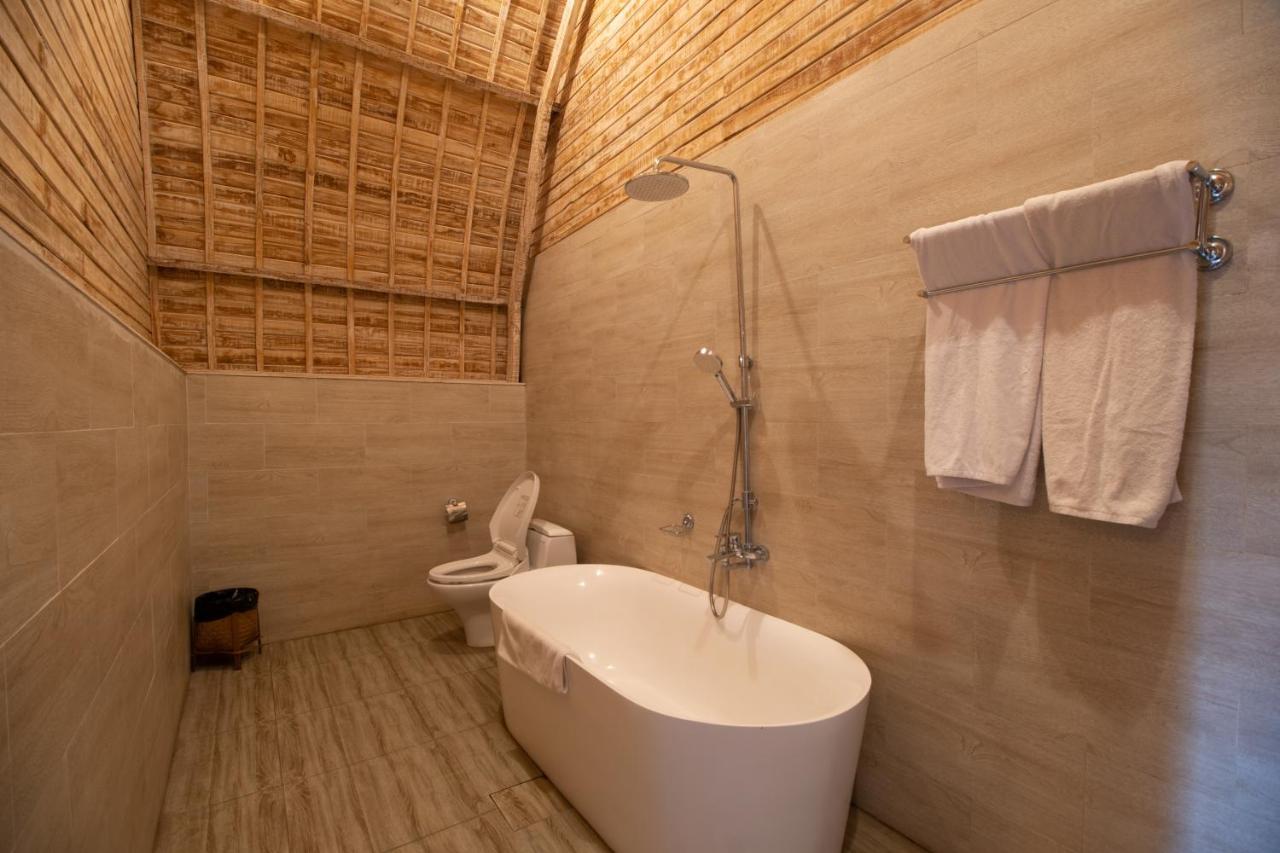 วนา ศานติ วิลลา บาย มัธวา Guest House Bringkit ภายนอก รูปภาพ