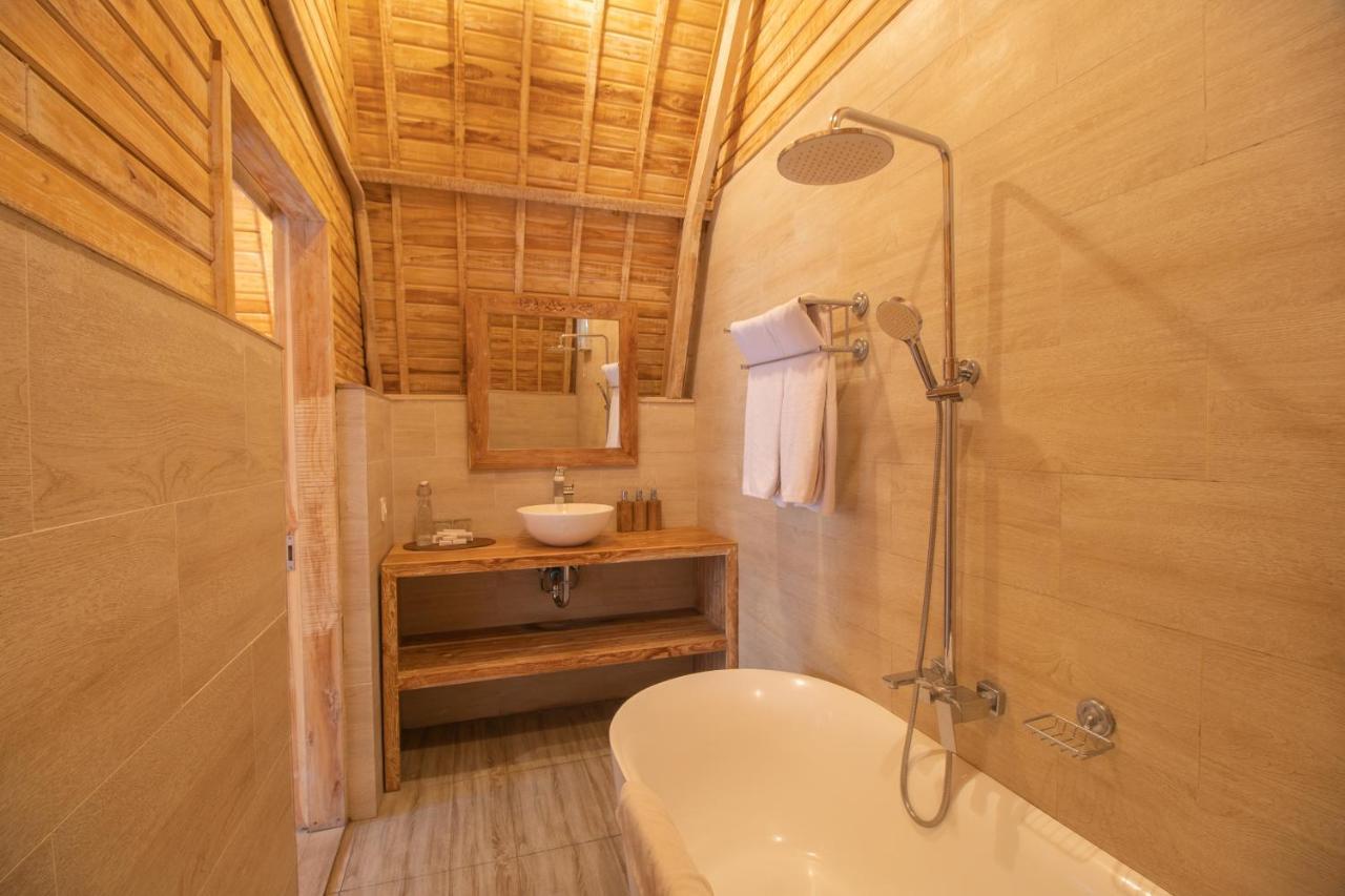 วนา ศานติ วิลลา บาย มัธวา Guest House Bringkit ภายนอก รูปภาพ