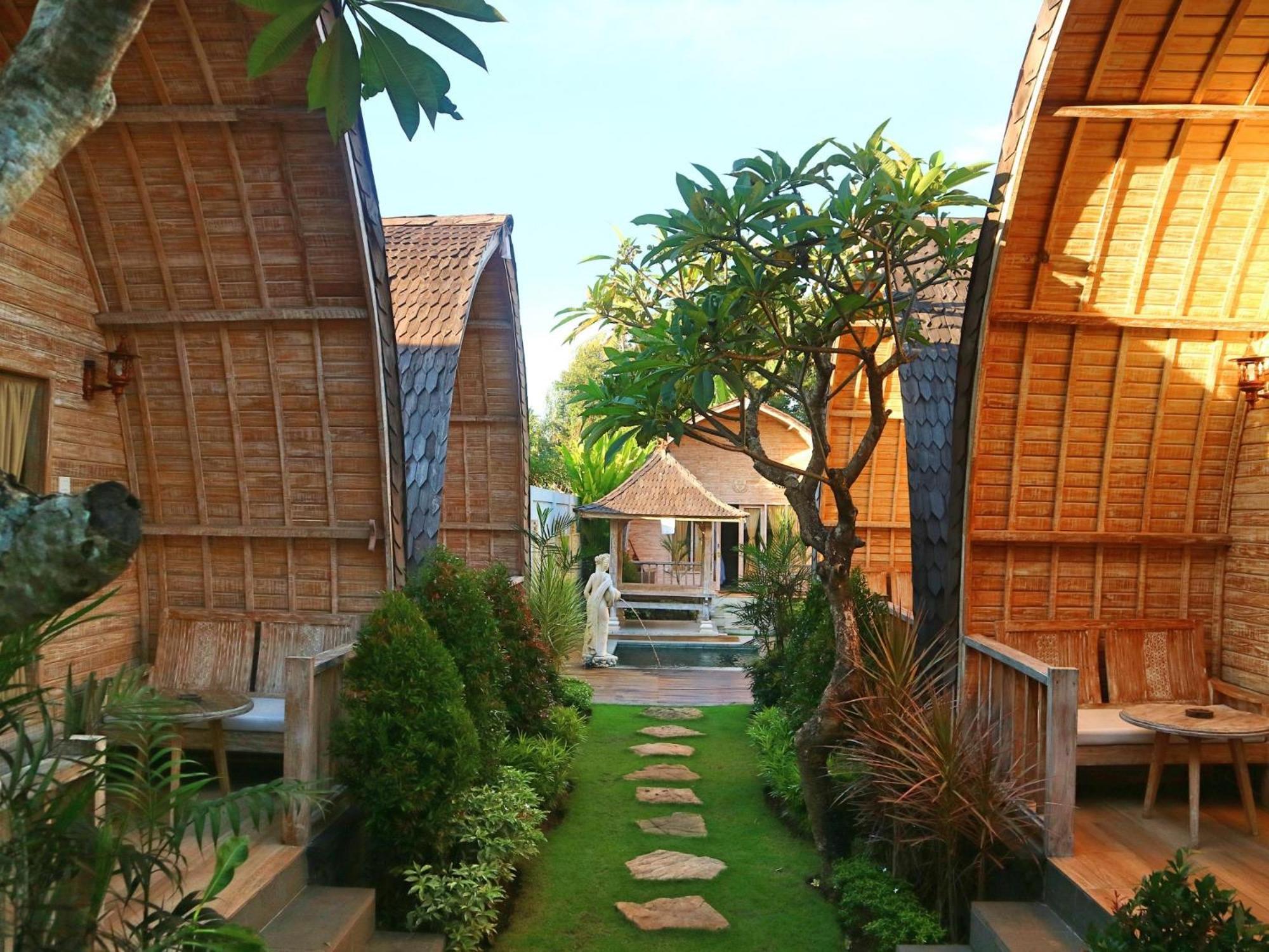วนา ศานติ วิลลา บาย มัธวา Guest House Bringkit ภายนอก รูปภาพ